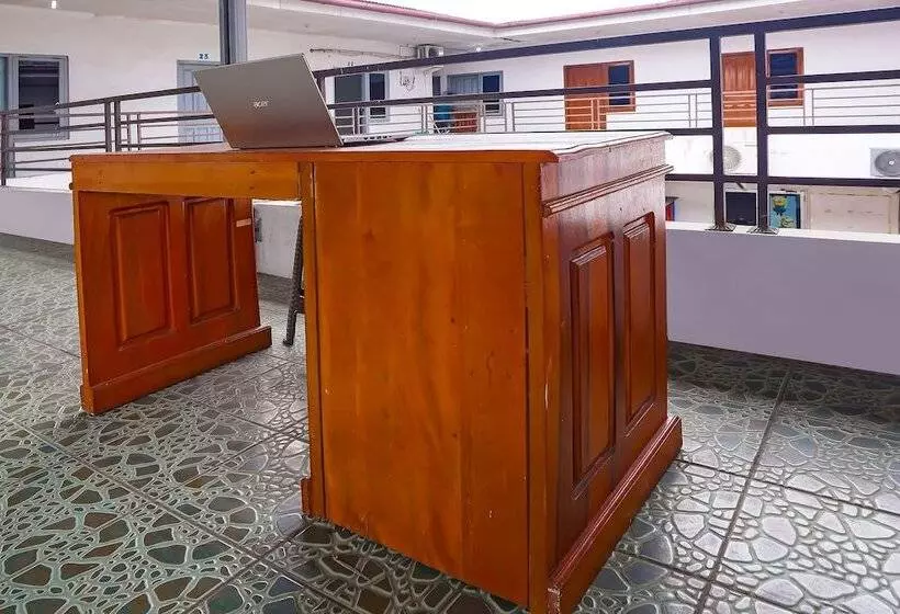 Hotelli Spot On 92421 City Kost Syariah