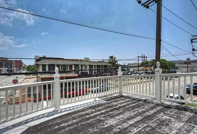 Hotelli Sugars Inn Room #4