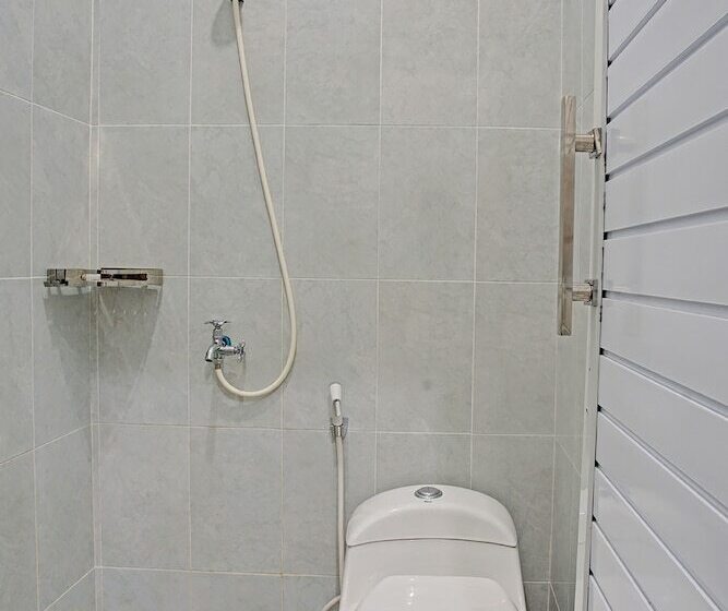 فندق Capital O 92417 Sawahan Residence Syariah