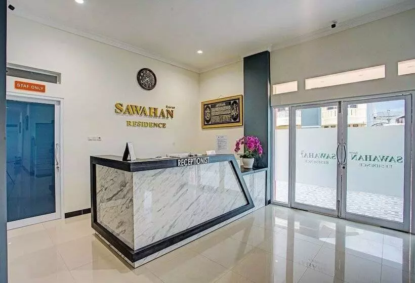 ホテル Capital O 92417 Sawahan Residence Syariah