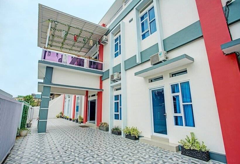 فندق Capital O 92417 Sawahan Residence Syariah