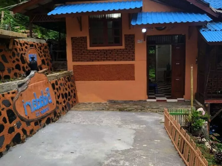 Hotel Express O 92345 Villa Bidadari