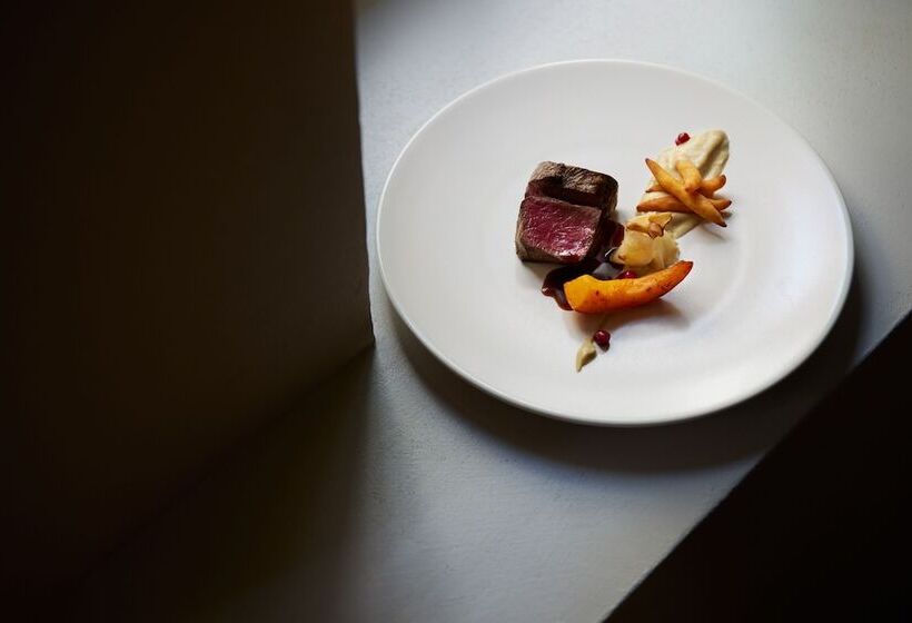 酒店 Fink Restaurant & Suites