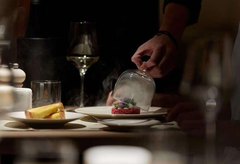 酒店 Fink Restaurant & Suites