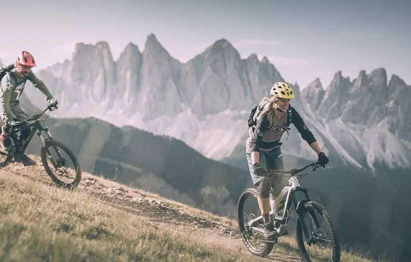 ホテル Fink Restaurant & Suites