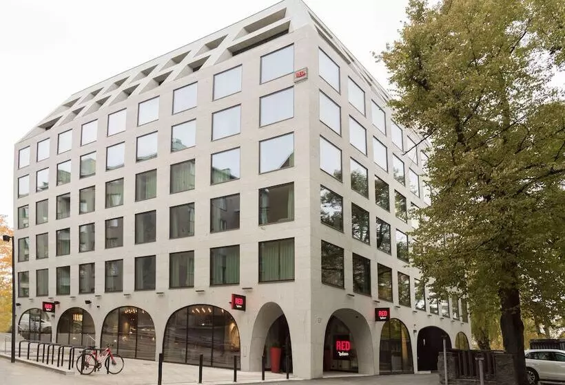 هتل Radisson Red Helsinki