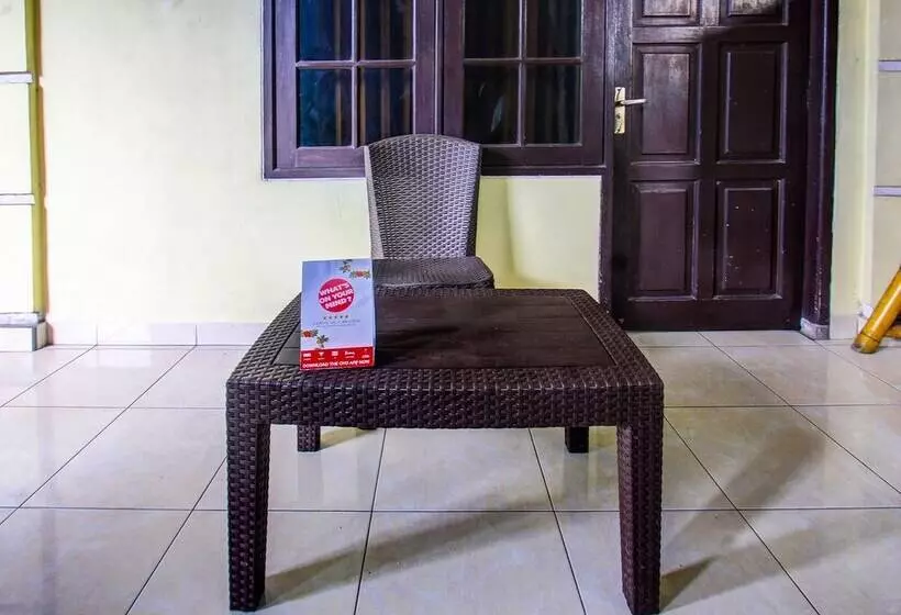 ホテル Spot On 92420 Kos Agi Mataram