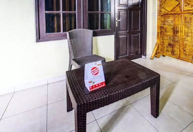 ホテル Spot On 92420 Kos Agi Mataram