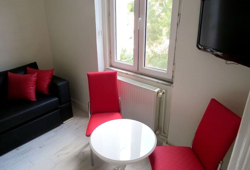 Istanberry Queen Apartments