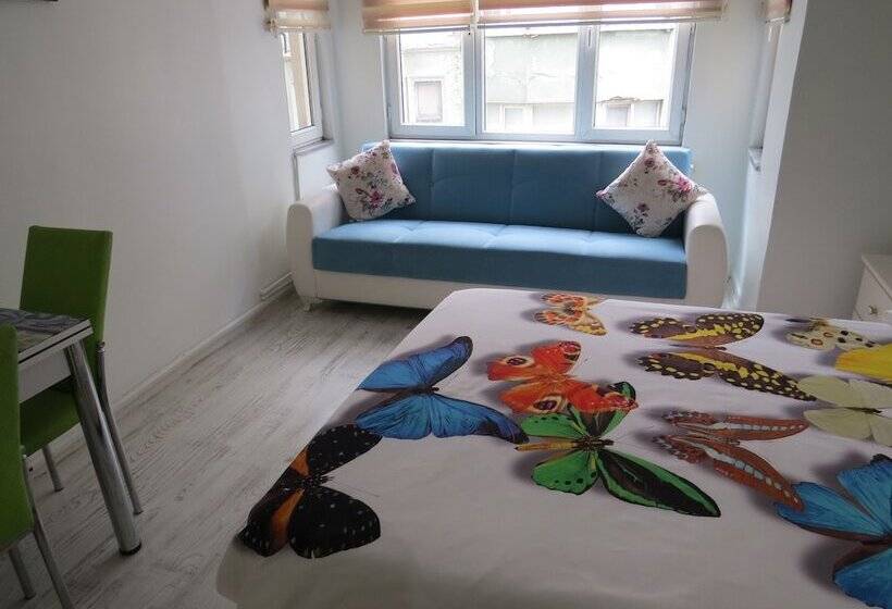 Istanberry Queen Apartments