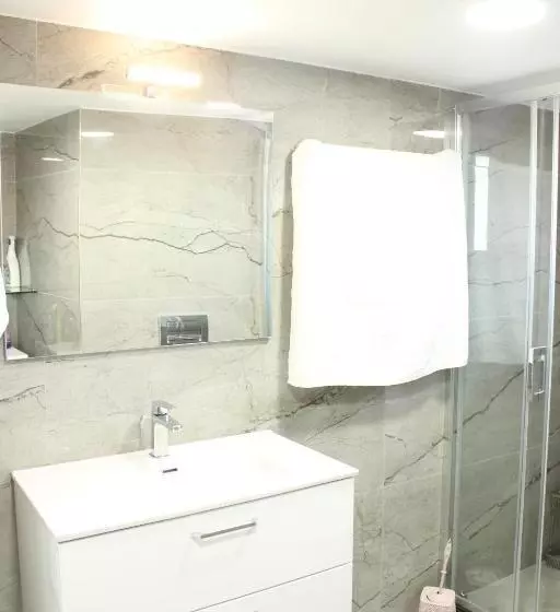 ペンション Leva S Apartments