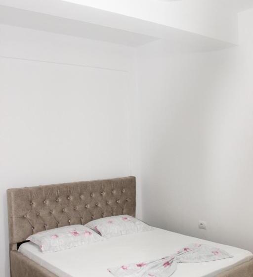 پانسیون Leva S Apartments