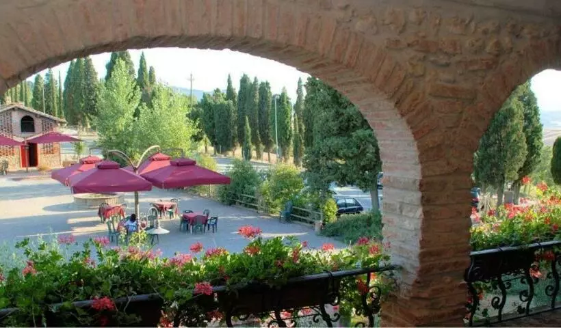 ホテル La Vallata   Lajatico Azienda Naturalistica Agriturismo