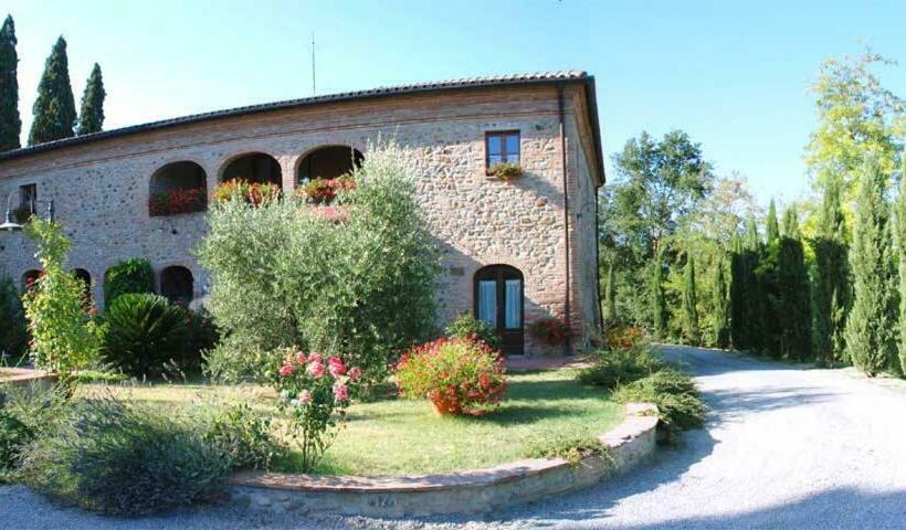 فندق La Vallata Lajatico Azienda Naturalistica Agriturismo