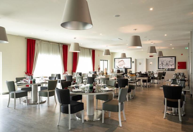 Отель Vila Gale Collection Monte Do Vilar