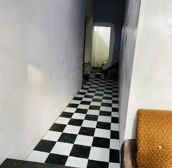 Spot On 81041 Hotel Royal Palace