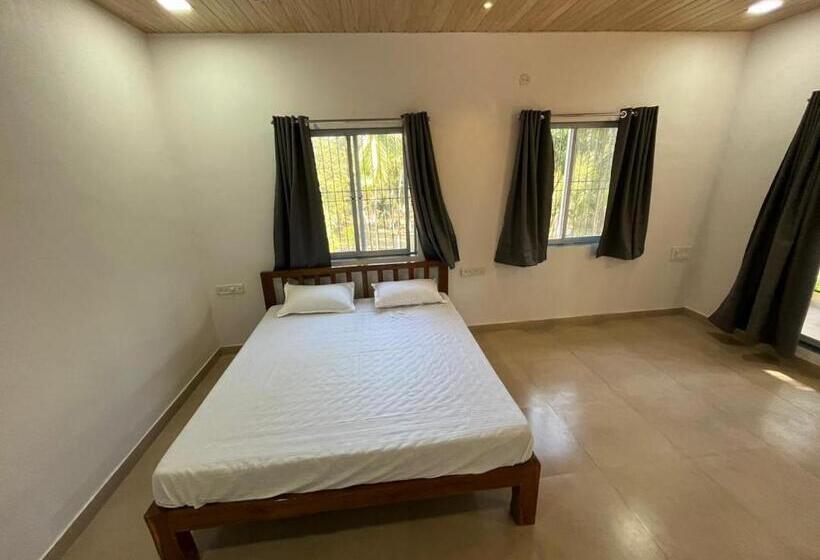 בית מלון כפרי Riva Gold By Flora Stays