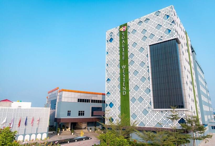 هتل Soaltee Westend Itahari