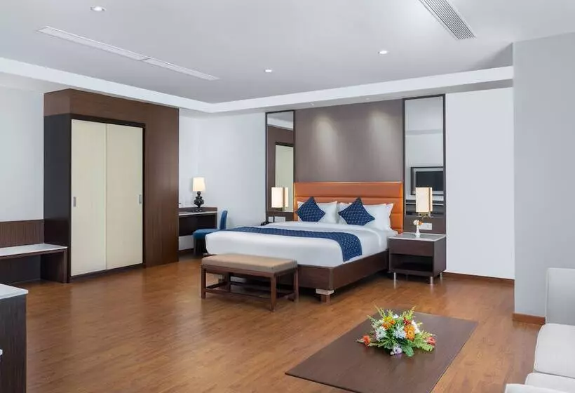 هتل Soaltee Westend Itahari