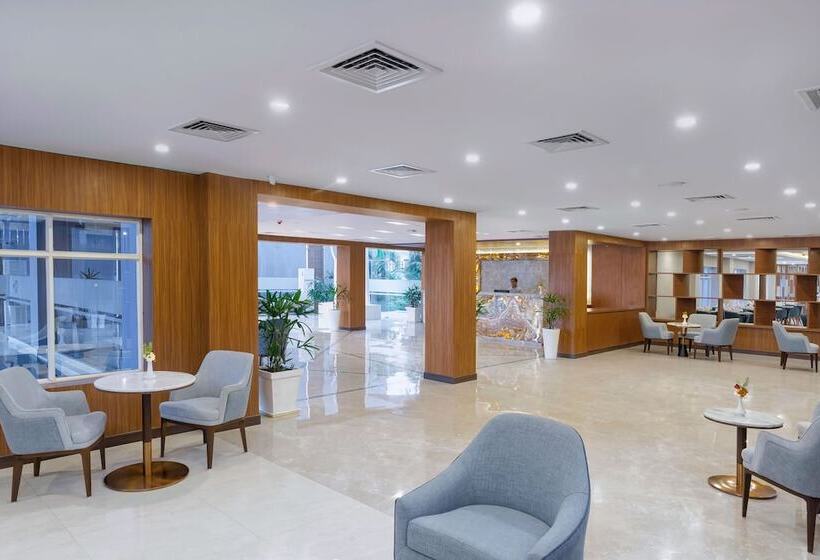 هتل Soaltee Westend Itahari