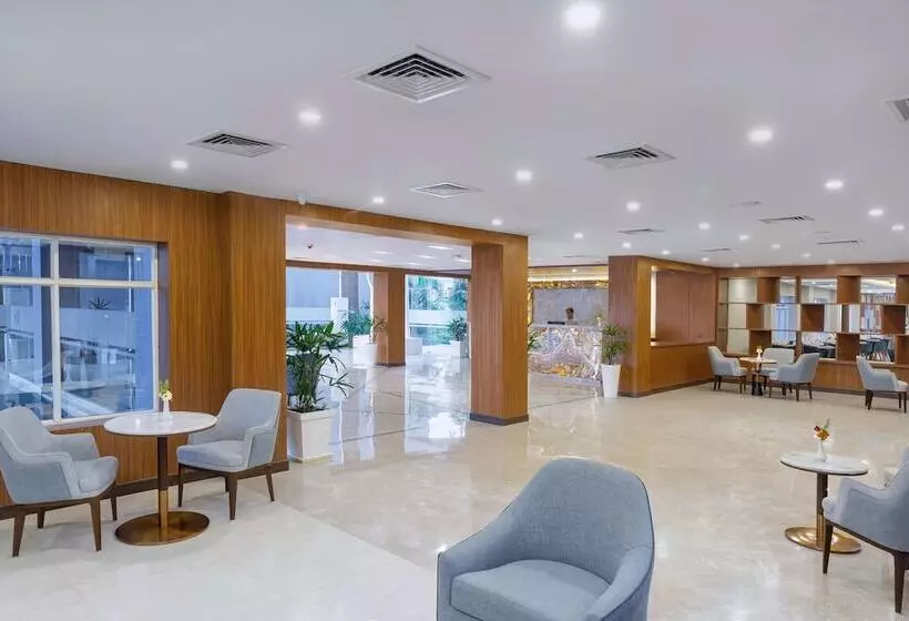 هتل Soaltee Westend Itahari