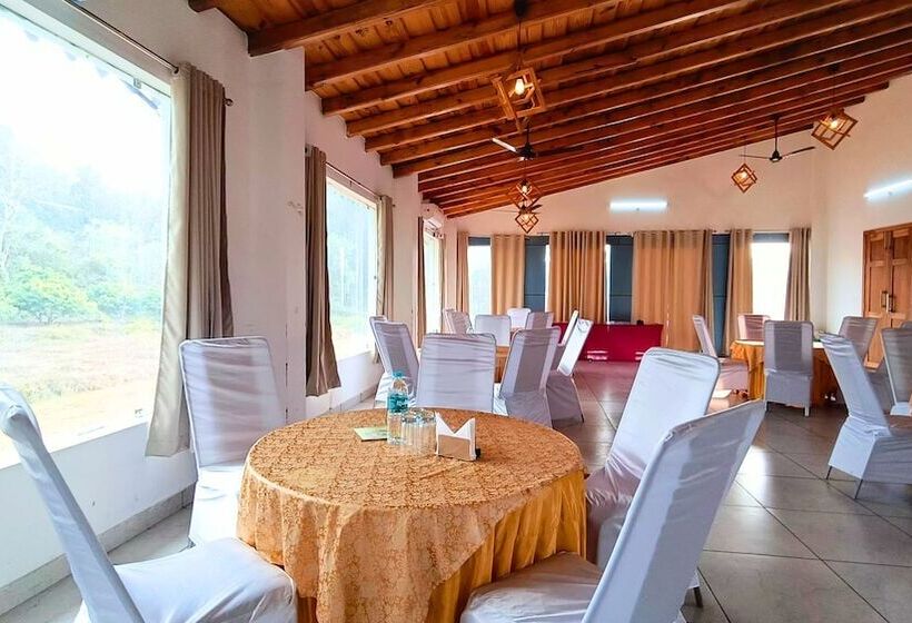 Kk Jungle View Resort By Asapian Hotels