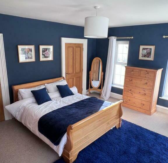 Bed and Breakfast Field View