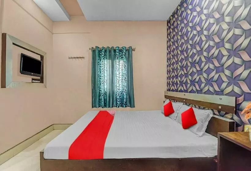 Hotel O Royal