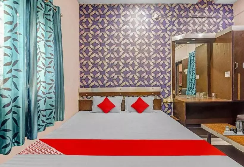 Hotel O Royal