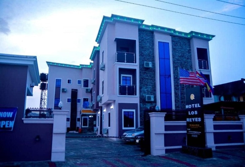 هتل Los Reyes