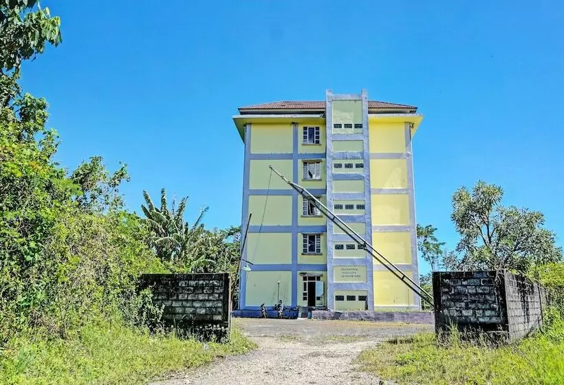 Hotelli Spot On 92374 Penginapan Rusunawa