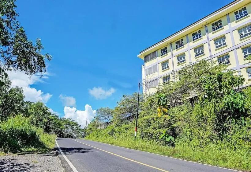 Hotelli Spot On 92374 Penginapan Rusunawa