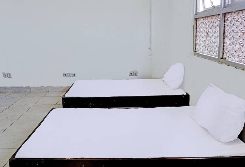 فندق Spot On 92374 Penginapan Rusunawa