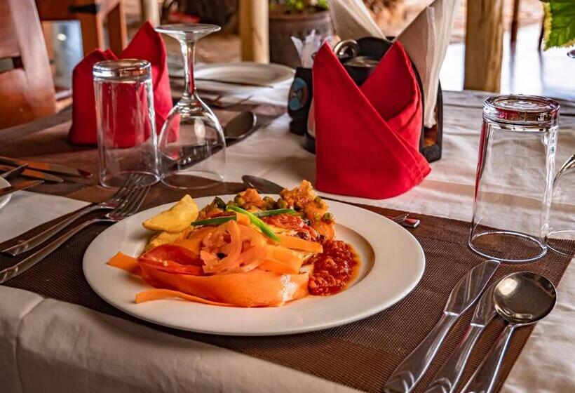 هتل Tulia Amboseli Safari Camp