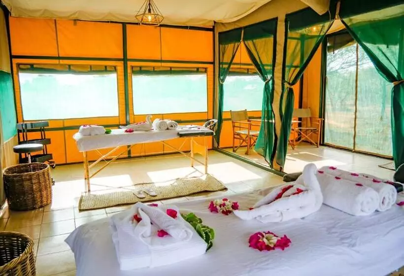 هتل Tulia Amboseli Safari Camp