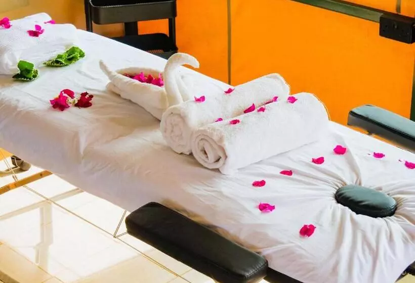 هتل Tulia Amboseli Safari Camp