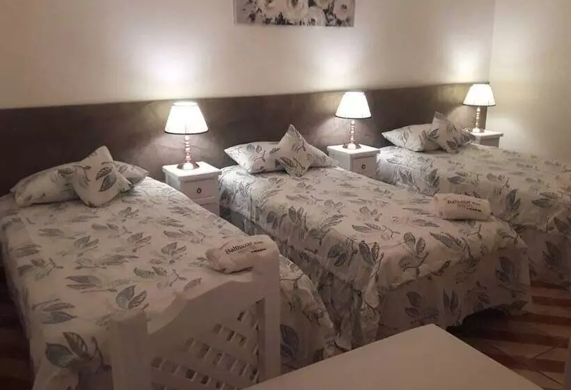 ペンション Casa Balthazar Hostel