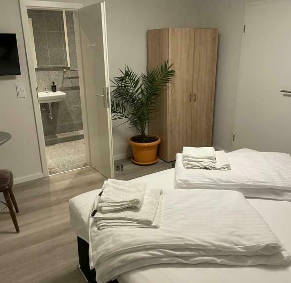 הוסטל Glessener Braustube