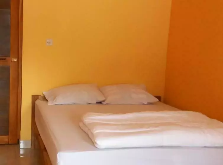 Majatalo Tange Guest House