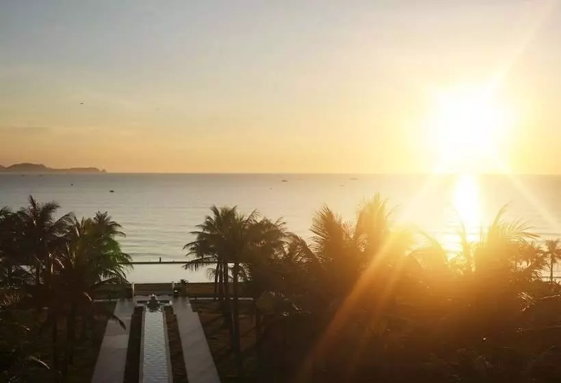 Fusion Resort Cam Ranh  All Spa Inclusive