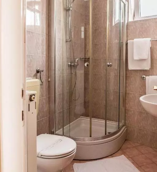 Отель Carlstadt