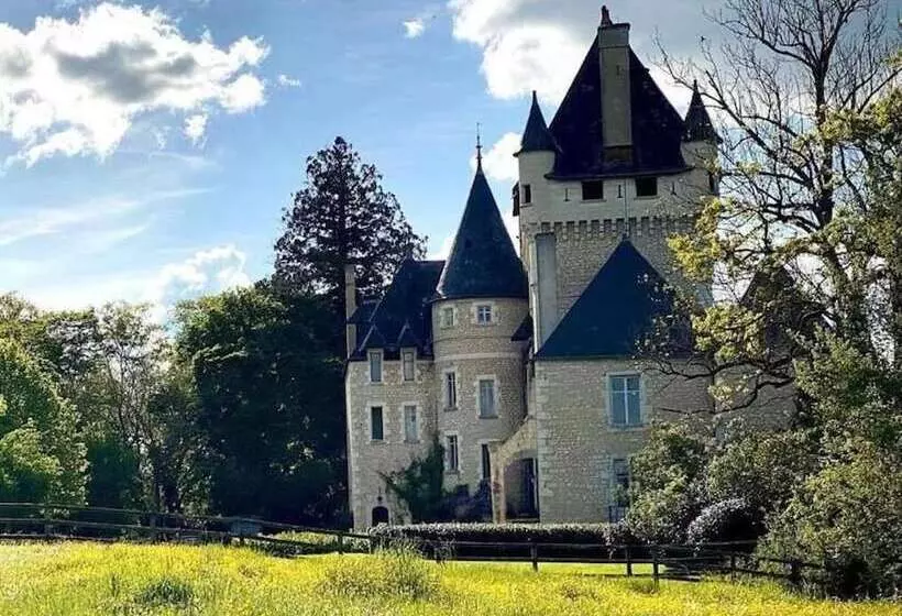 ホテル Château De La Tour