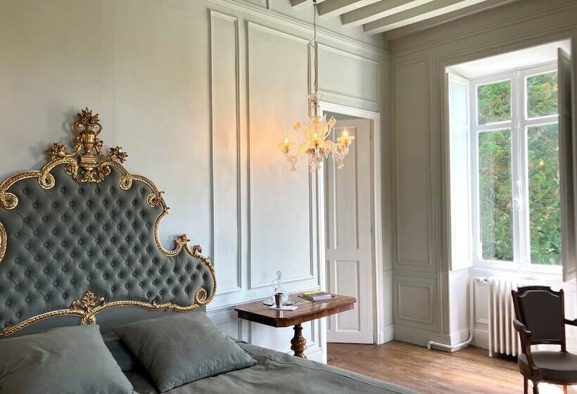 בית מלון כפרי Château De La Tour