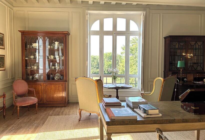 בית מלון כפרי Château De La Tour