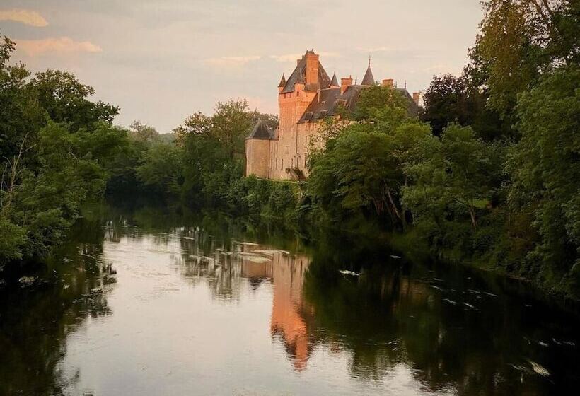 בית מלון כפרי Château De La Tour