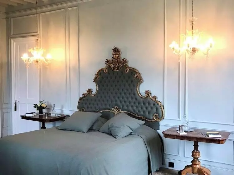 ホテル Château De La Tour