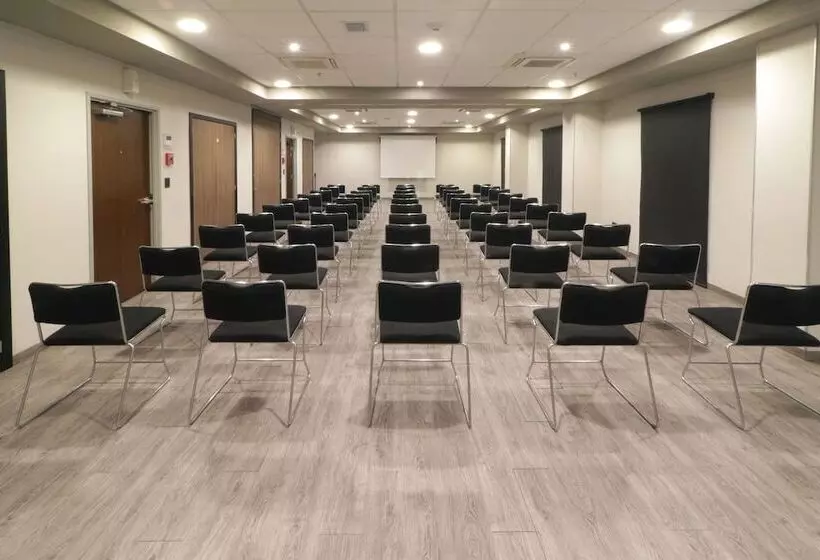 Hotel City Express By Marriott Piedras Negras