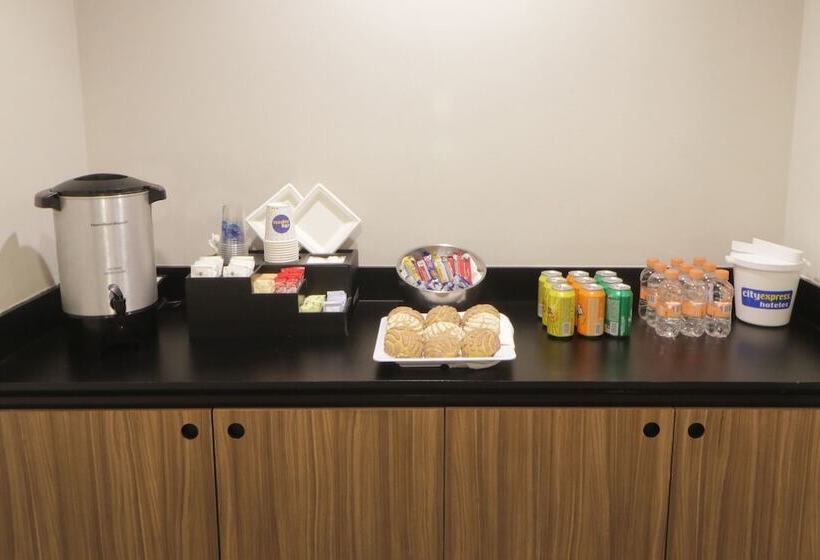 Otel City Express By Marriott Piedras Negras