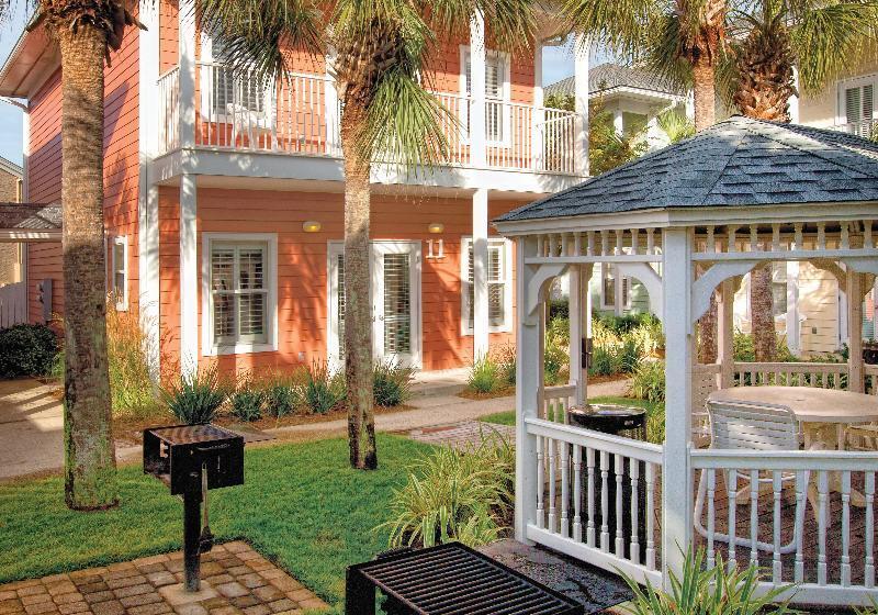 בית מלון כפרי Club Wyndham Beach Street Cottages