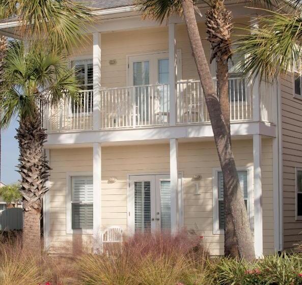 בית מלון כפרי Club Wyndham Beach Street Cottages